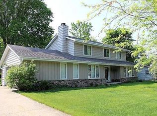 4540 S Quimby Ave, New Berlin, WI 53151