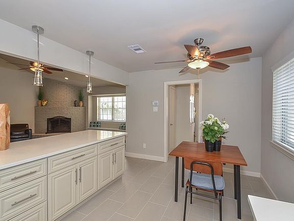5th image of 6227 S Braeswood Blvd