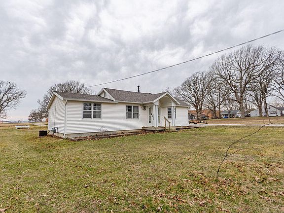 4th image of 119 Barnard Avenue