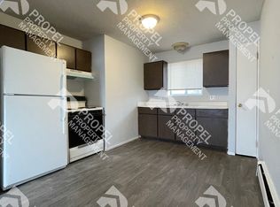 5656 Howe Rd UNIT 6, Wayne, MI 48184