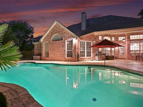 4th image of 735 Ashleigh Ln