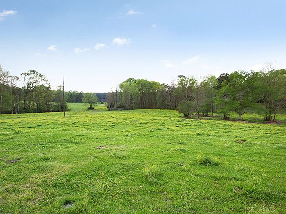 2nd image of 8442 Peterson Rd