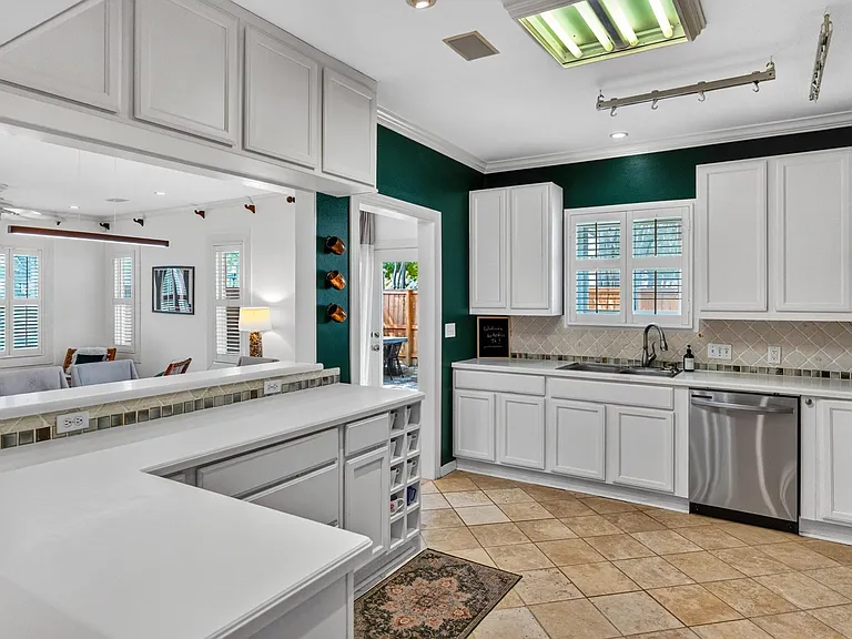 3111 Glenview Ave — Photo 13