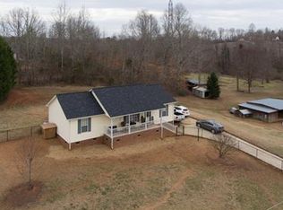 610 Heron Creek Ct, Clover, SC 29710