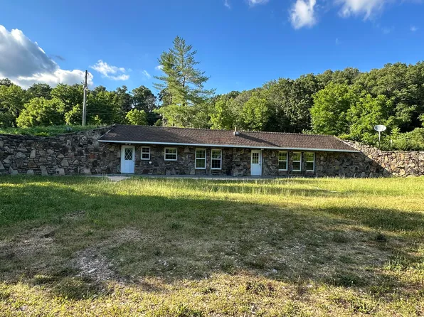 3731 Farm Road 2190, Exeter, MO 65647