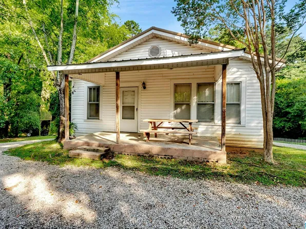 400 N Pine Hill Rd, Birmingham, AL 35217