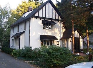 437 Highland Ave, Crystal Lake, IL 60014