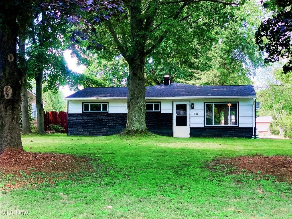 Real estate listing image