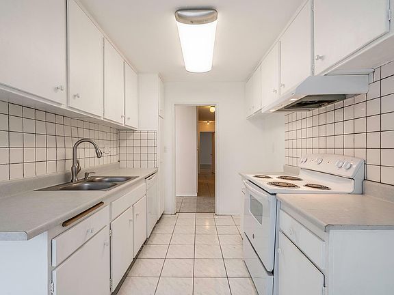 5th image of 3700 Dean Dr Unit 2201