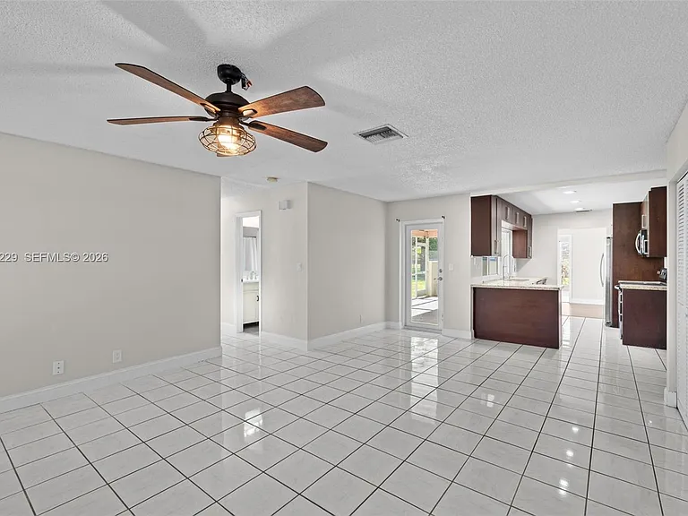 3165 NW 116th Ave — Photo 27