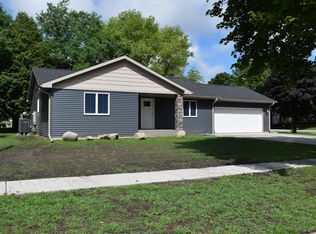 500 S Maple St, Jefferson, IA 50129