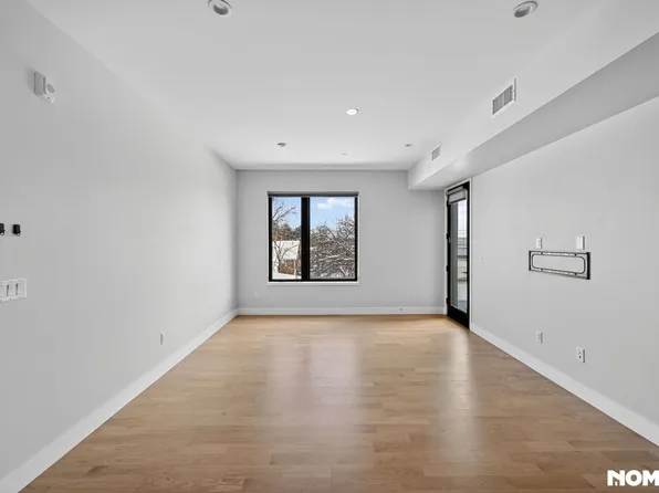 2718 Pine St #207, Boulder, CO 80302