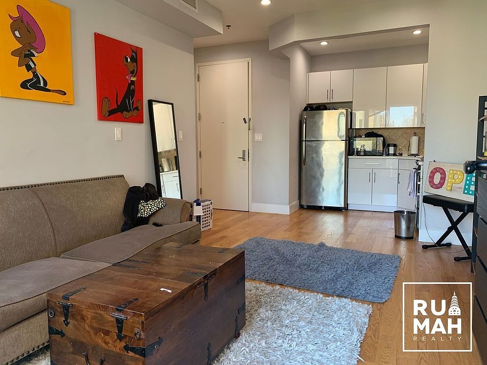 1st image of 271 Clifton Pl #41