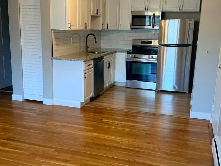 38 Carey Ave #7 — Photo 6