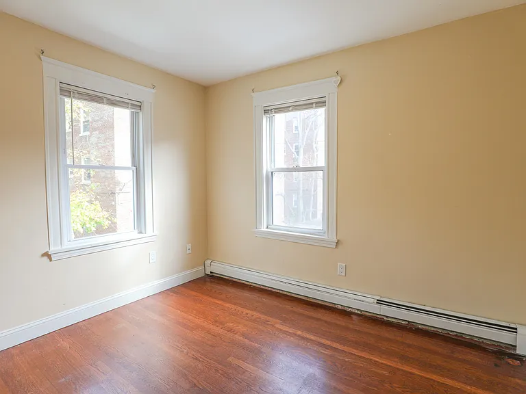 19 Claymoss Rd #3 — Photo 7