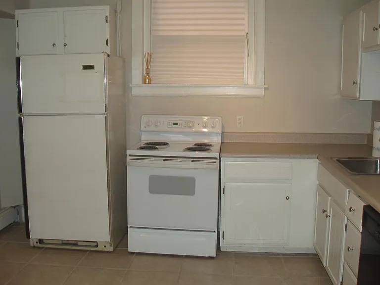 3226 Bryant St — Photo 12