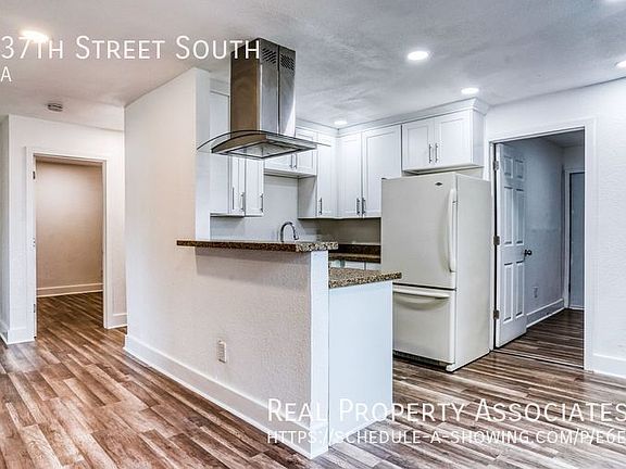 3rd image of 861 137th St S