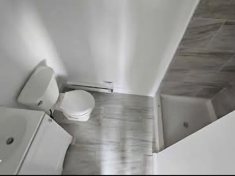 637 Main St #1 — Photo 3