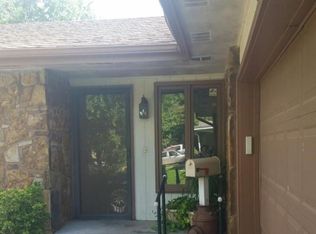 3218 E Whiteside St, Springfield, MO 65804