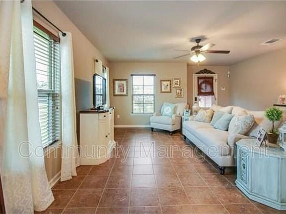 4th image of 28456 Mila Ct