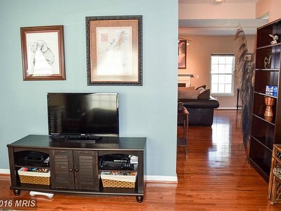4th image of 17334 Russett Farm Dr