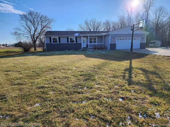 1328 E Hurd Rd, Clio, MI 48420