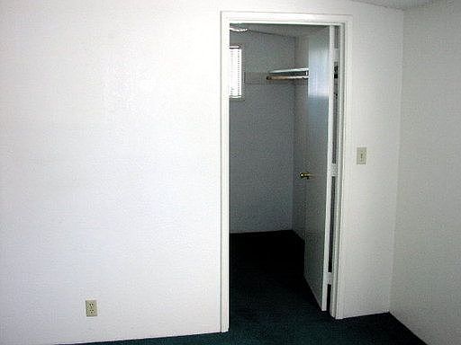 5th image of 106 Lincoln St APT D