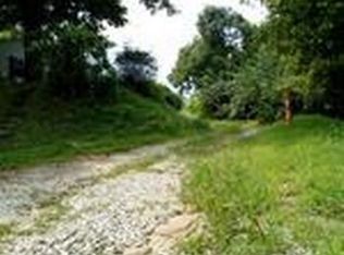 4787 Doss Hill Rd, Barboursville, WV 25504