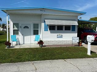 99 Del Rio Dr, Palmetto, FL 34221