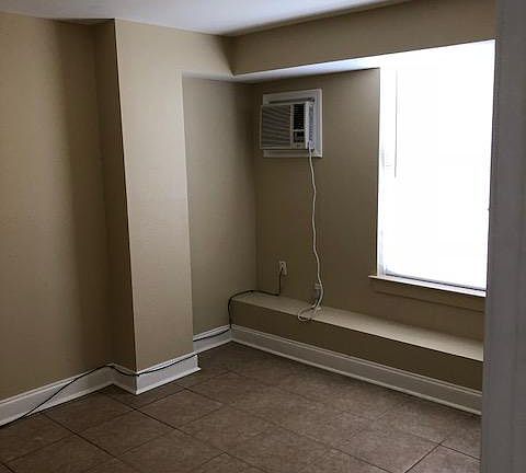 3rd image of 2449 Dabadie St