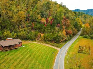 241 Sandy Mush Rd, Marshall, NC 28753