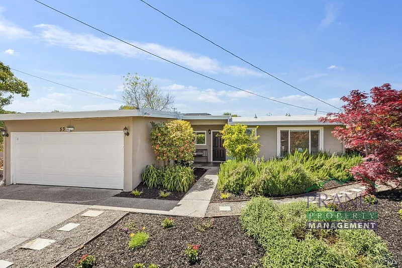 3 bed, 2.0 bath, 1250 sqft, $5,200 — Photo 2