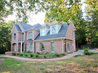 15610 Youngblood Rd, Charlotte, NC 28278