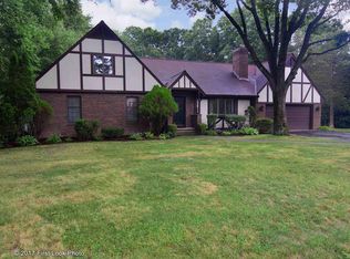 17 Fair Oaks Dr, Lincoln, RI 02865
