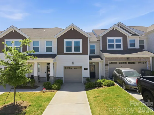 15617 Little Bluestem St, Charlotte, NC 28278