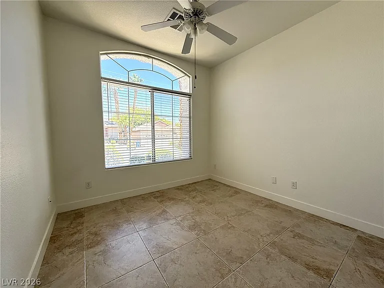 10677 Windrose Point Ave — Photo 9