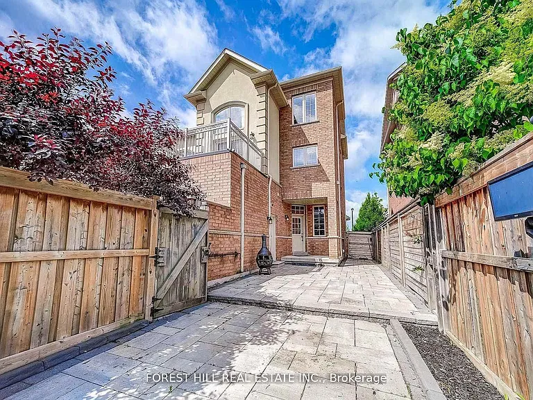 41 Poetry Dr — Photo 2