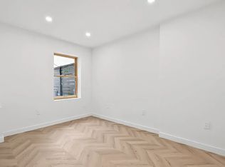 105 Gates Ave Unit 3, Brooklyn, NY 11238