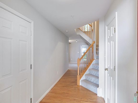 4th image of 20605 Duck Pond Pl #603