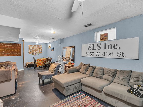 4th image of 3684 Birchwood Ave