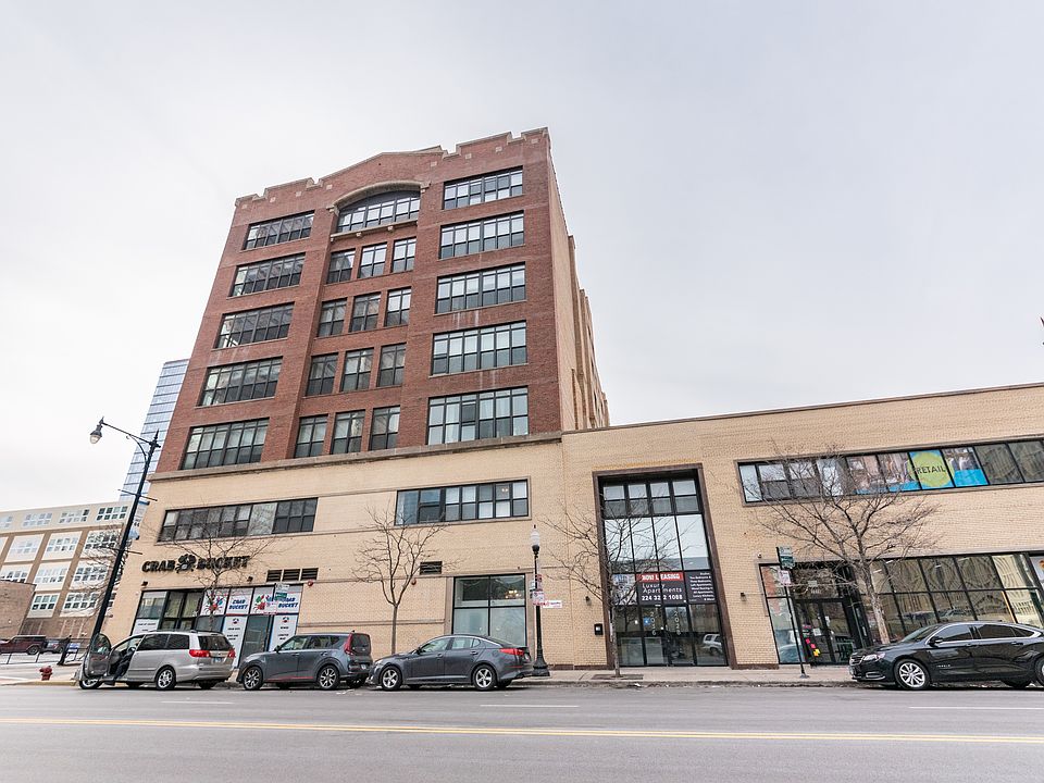1st image of 2036 S Michigan Ave APT 308