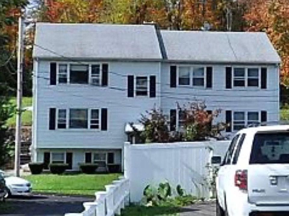 1st image of 76 Sandy Brook Dr #2