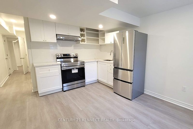 Ajax House for rent - 2 Bedrooms — photo 4