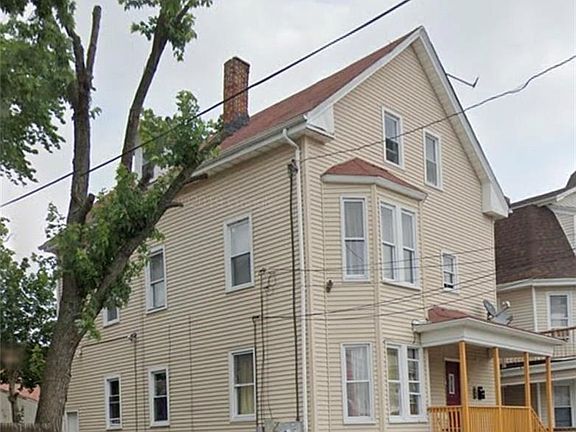 2nd image of 117 Burnett St