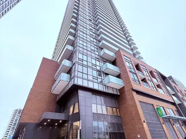 4130 Parkside Village Dr, Mississauga, ON