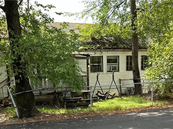 309-311 Fairfield Avenue, Charlestown, IN 47111