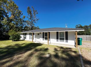 7375 Robinson Dr, Denham Springs, LA 70706