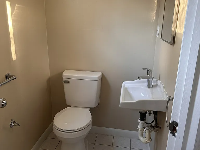 627 Walker Ave — Photo 13