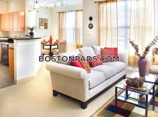 1 Wheeler Rd, Burlington, MA 01803