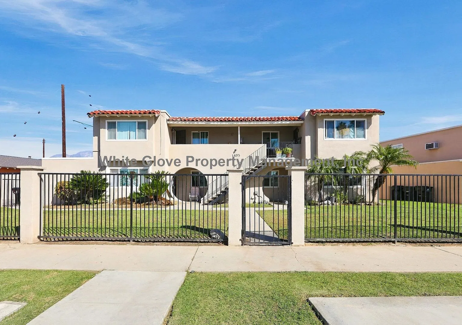 1885 Plaza Serena — Photo 1